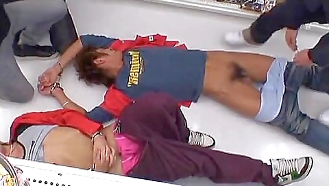 Milfa and sexy milf in a strip didoo nerv jeansz bobs yura