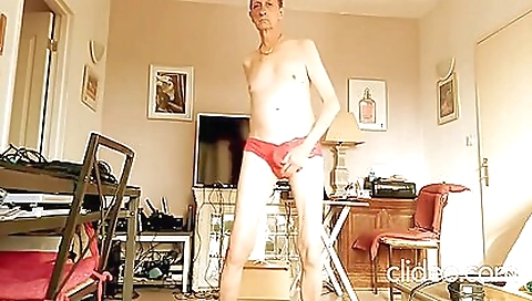 Hot blonde with sexy body gets
