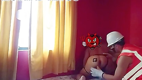 Mailo and sexy feet in a strip pap suck